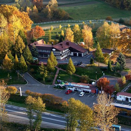 Hotel Mis Bochnia Εξωτερικό φωτογραφία