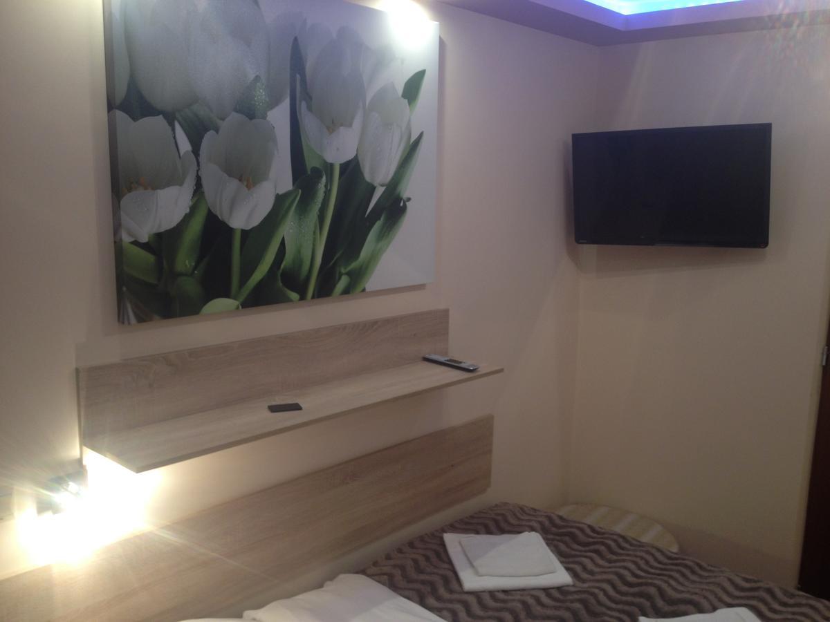 Hotel Mis Bochnia Εξωτερικό φωτογραφία