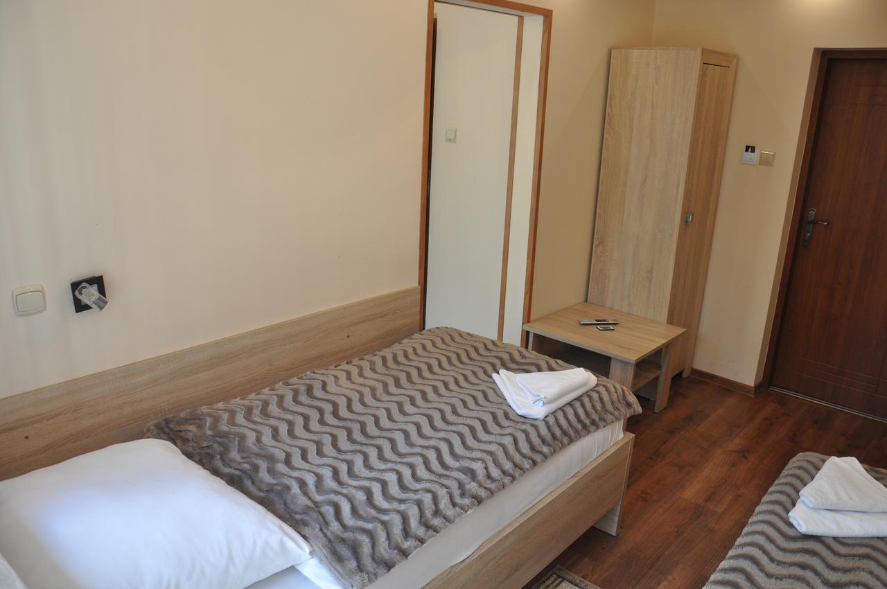 Hotel Mis Bochnia Εξωτερικό φωτογραφία